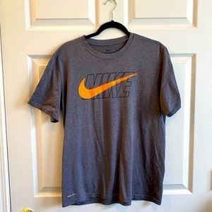 4/$20 Nike Drifit T-Shirt